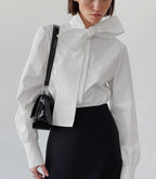 Clara - Blusa blanca con lazo