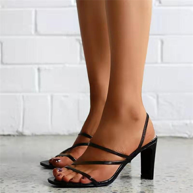 Valeria - Zapatos de tacón de tiras nude