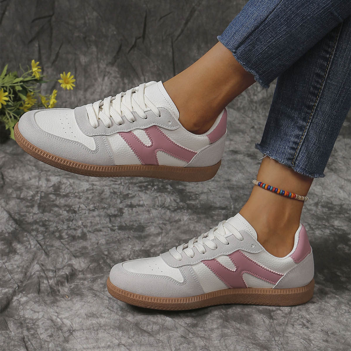 Dalina - Zapatillas de verano con diseño deportivo y suela clásica