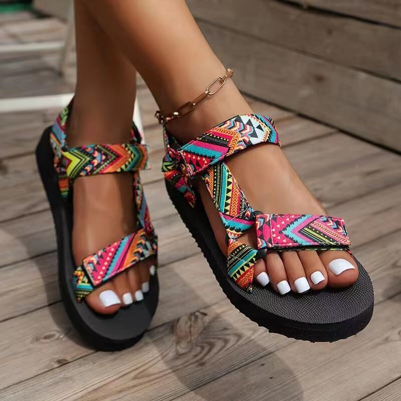 Avelina - Sandalias planas étnicas multicolor
