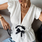 Camila - Blusa con lazos y escote en V