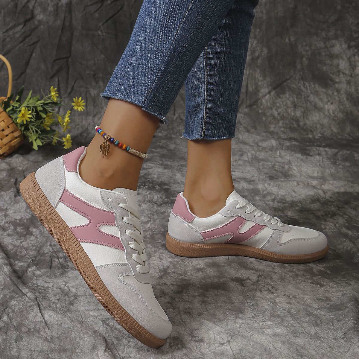 Dalina - Zapatillas de verano con diseño deportivo y suela clásica