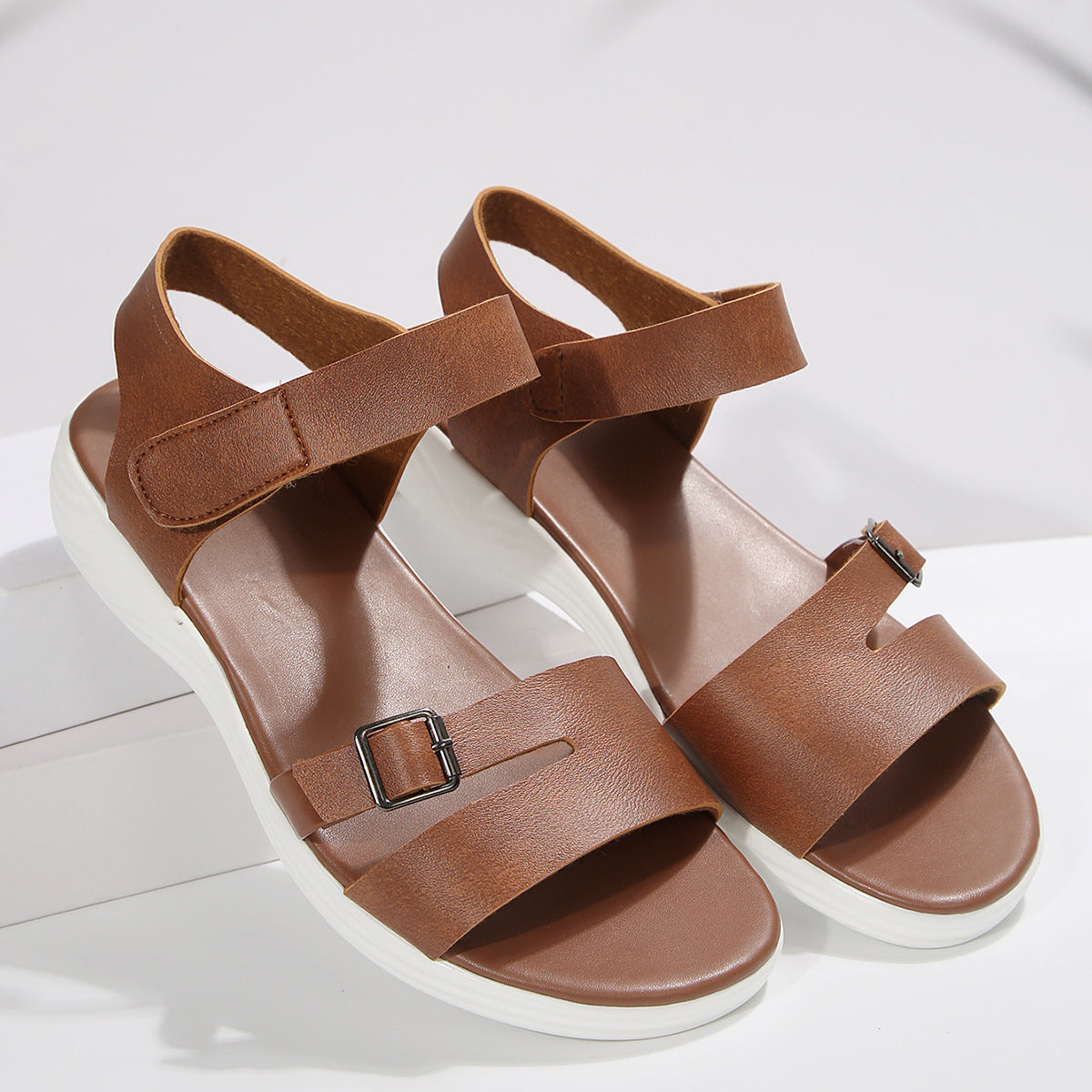 Iria - Sandalia de verano con velcro