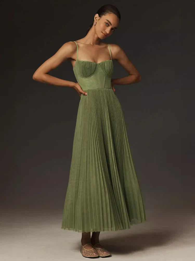 Claudia – Vestido Midi Plisado con Tirantes Finos para Mujer