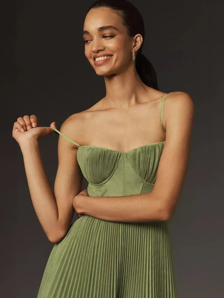 Claudia – Vestido Midi Plisado con Tirantes Finos para Mujer
