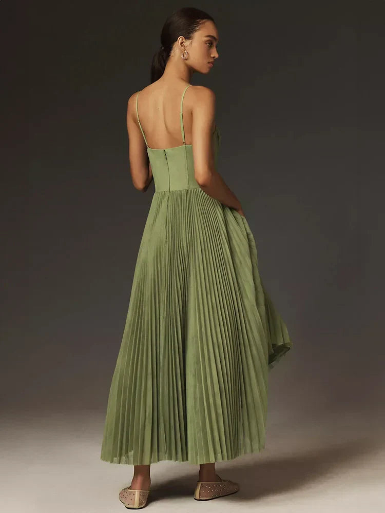 Claudia – Vestido Midi Plisado con Tirantes Finos para Mujer