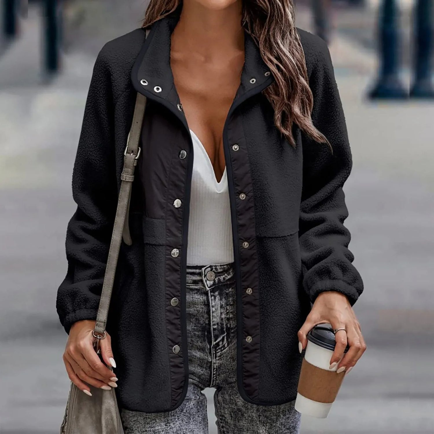 Clara – Chaqueta Polar Casual con Botones a Presión