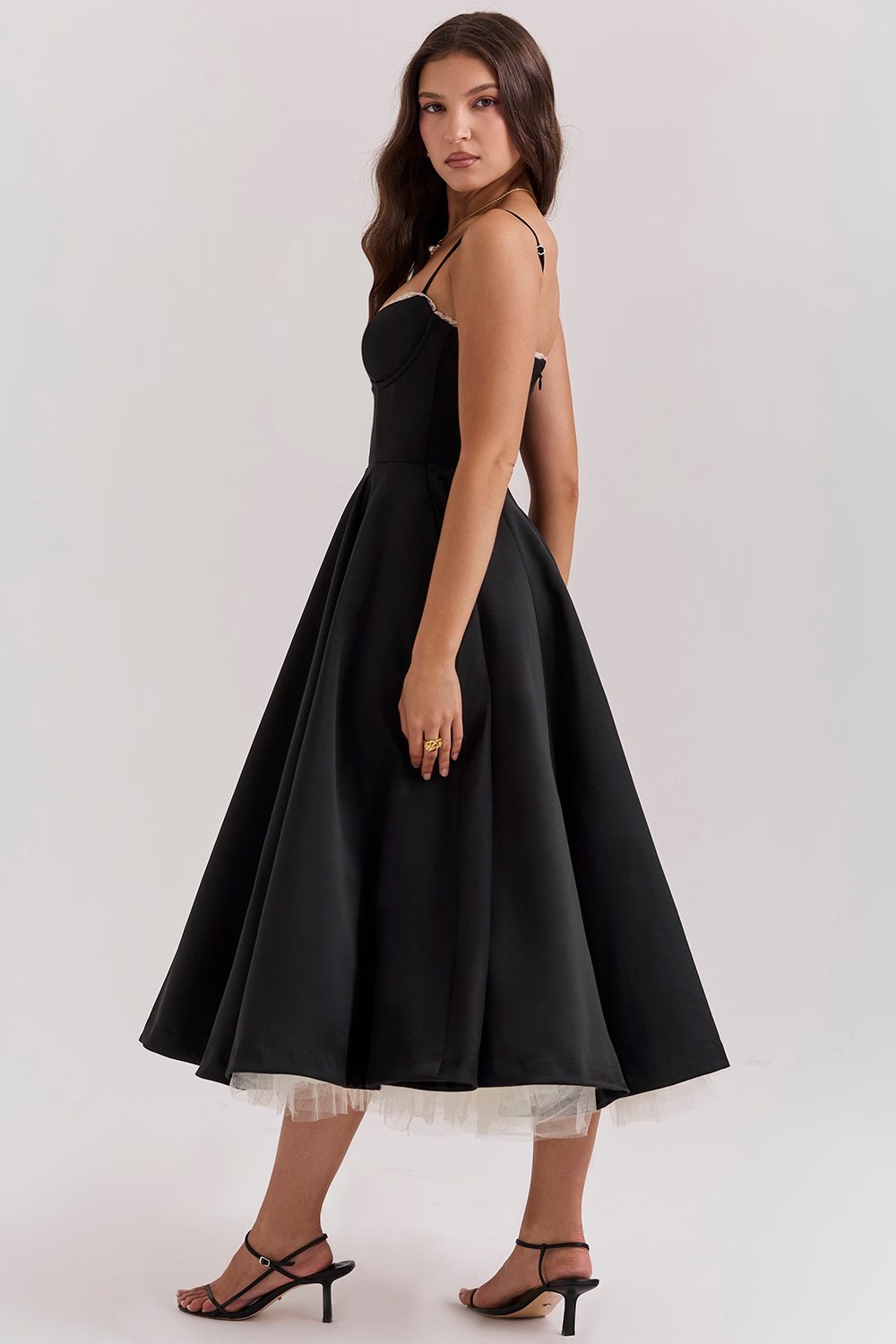 Natalia – Vestido Midi con Cuerpo Corsé y Falda Evaseé para Mujer