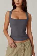Renata - Blusa de tirantes escote cuadrado