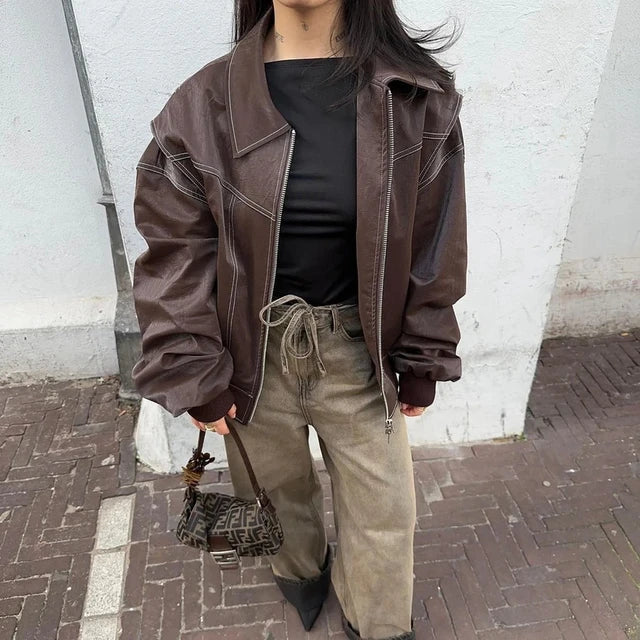 Aitana – Chaqueta oversize de cuero sintético