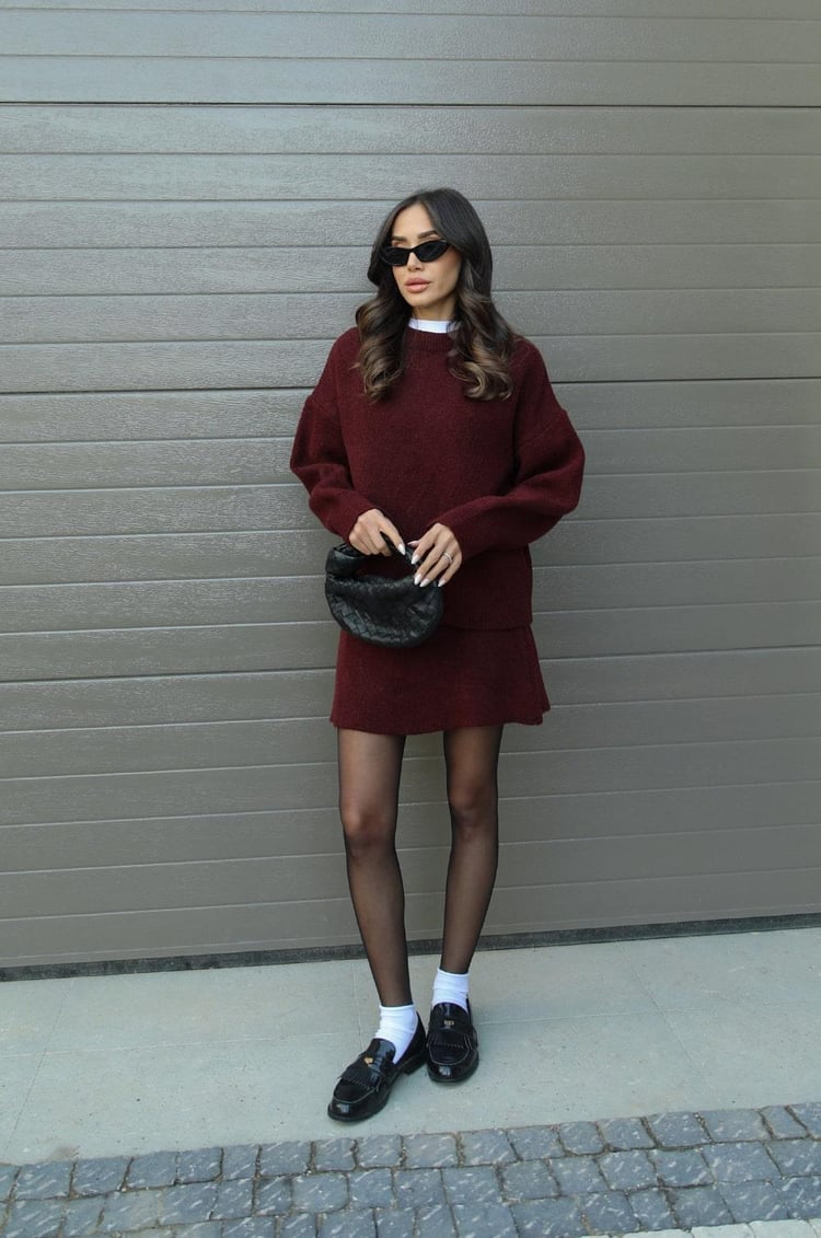 Isabella – Conjunto de Punto con Jersey y Falda para Mujer