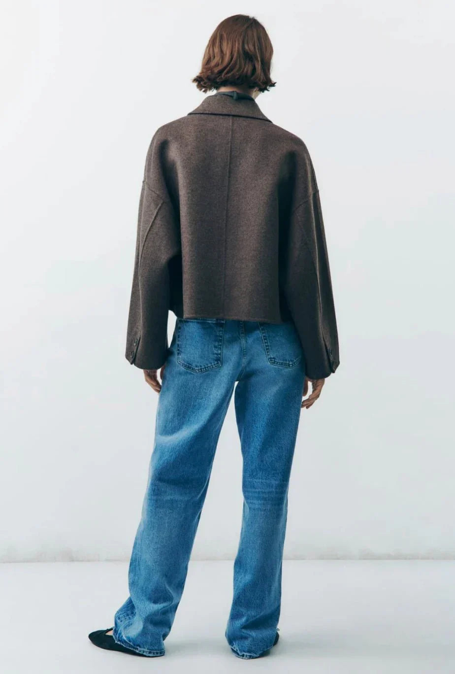 Amelia - Chaqueta corta de mujer estilo minimalista